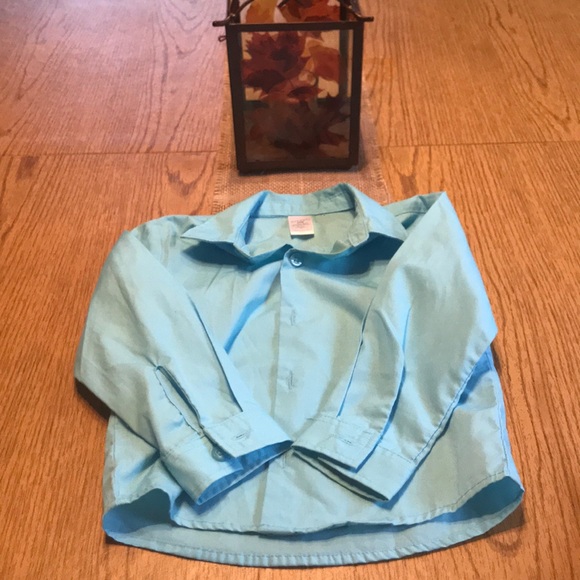 Bundle of 5 toddler boy dress shirts - Picture 3 of 6